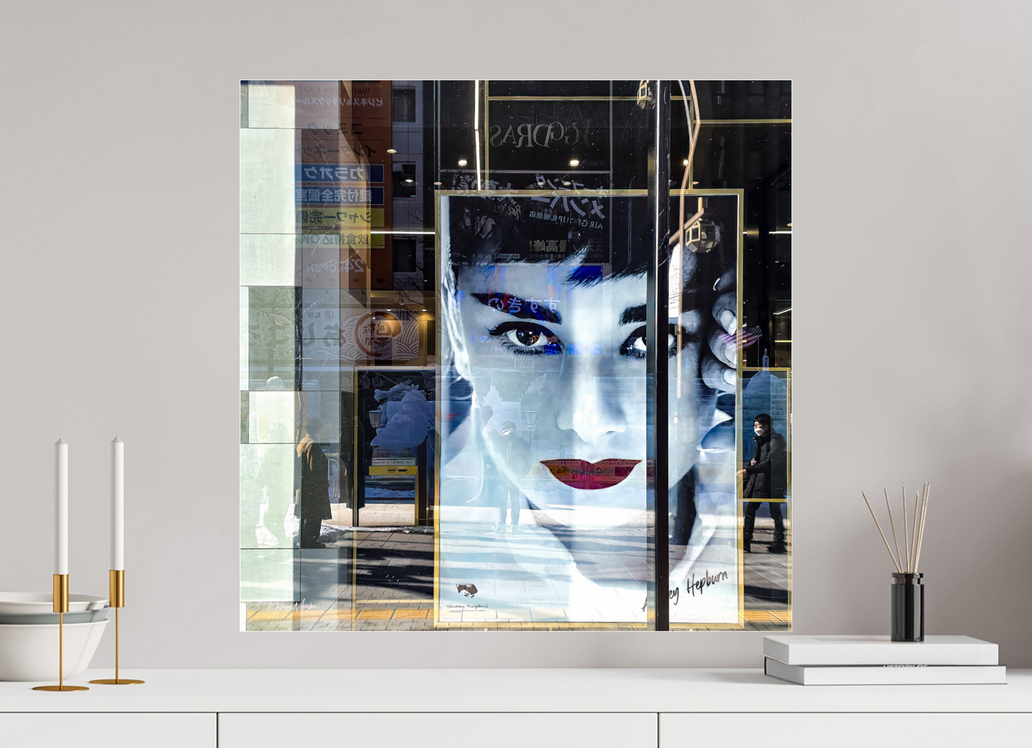 60 x 60 cm, Photo Print Under Acrylic Glass Vitrine à Sapporo