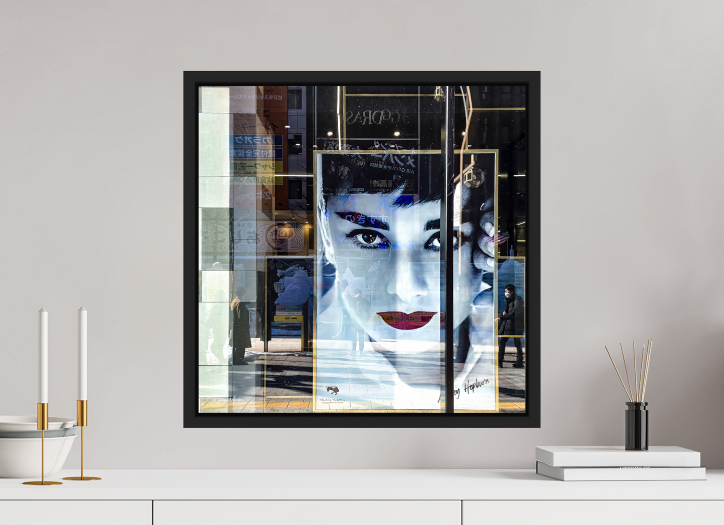 50 x 50 cm, Caisse noir mat 15 mm Vitrine à Sapporo